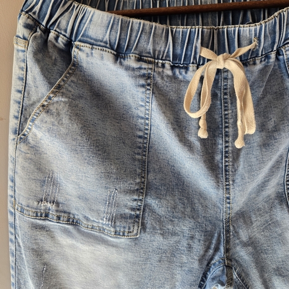 Casual Blue Straight Leg Jeans for Women - Picture 3 of 5